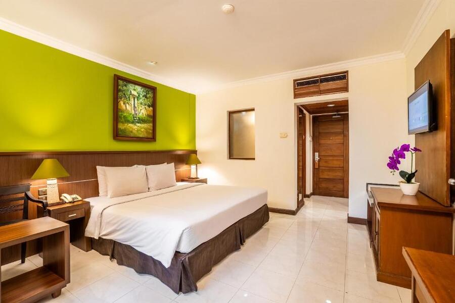 Risata Bali Resort & Spa room
